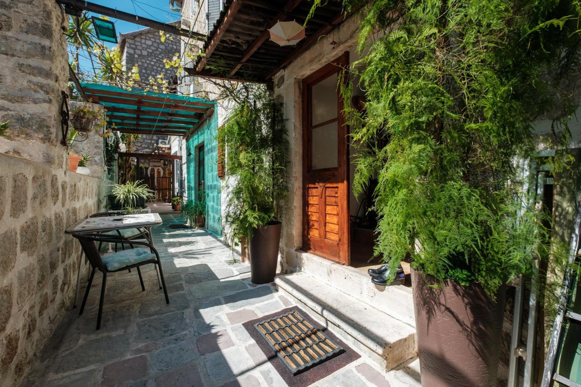 Bluemarine Rooms & Apartments Perast Exterior foto